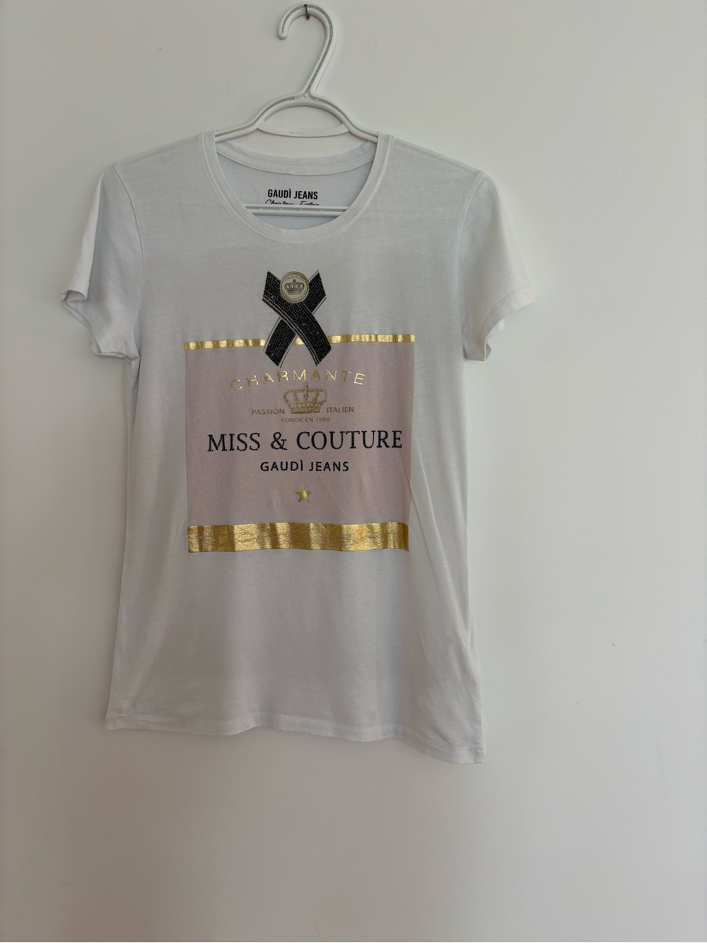 Gaudi' White Tee with Pink Panel and Gold Foil Accents